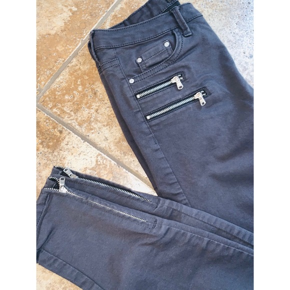 Zara Skinny Jeans with zippers Washed Black - Picture 2 of 7